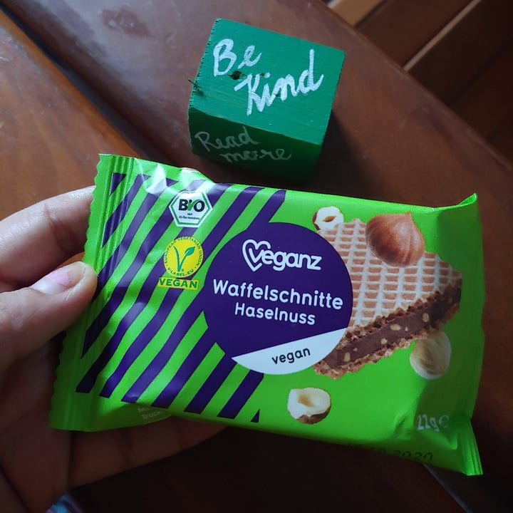 photo of Veganz Waffelschnitte Haselnuss shared by @vegananu on  21 May 2020 - review
