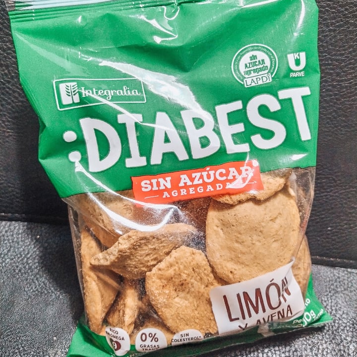 photo of Integralia Galletitas De Limón Y Avena shared by @florenciaveganfit on  06 Dec 2020 - review