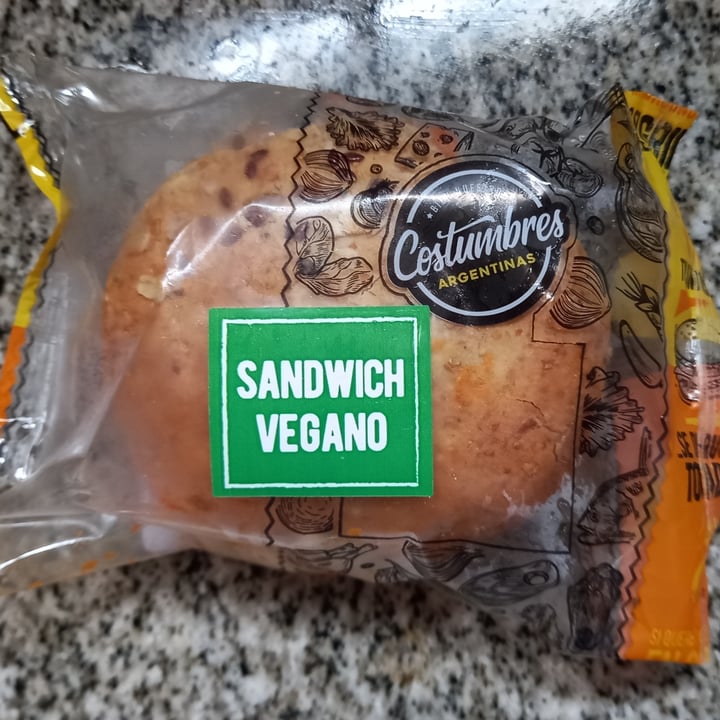 photo of Costumbres Argentinas Sandwich Vegano shared by @lulitalaveganita on  07 Jun 2021 - review