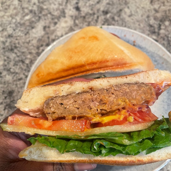 review photo of Gardein Ultimate Plant-Based Burger shared by @tara85 on 16 Oct 2021 - review