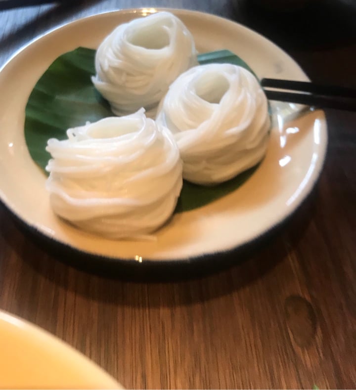 review photo of Hum Vegetarian, Garden & Restaurant Square spring roll shared by @tiny-traveller on 12 Sep 2020 - review