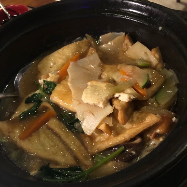 photo of Jin Restaurant Tofu in tegame di terracotta con verdure shared by @martinaofgod on  15 Apr 2022 - review