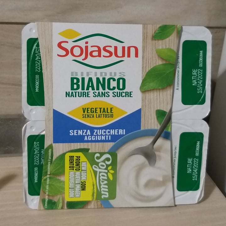 photo of Sojasun Yogurt di soia shared by @euphorian on  15 Mar 2022 - review