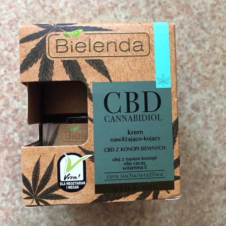 review photo of Bielenda Bielenda day and night face cream shared by @lesionaire on 12 Oct 2021 - review