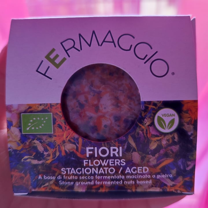photo of Fermaggio Fermaggio stagionato ai fiori shared by @negatio on  10 Mar 2022 - review