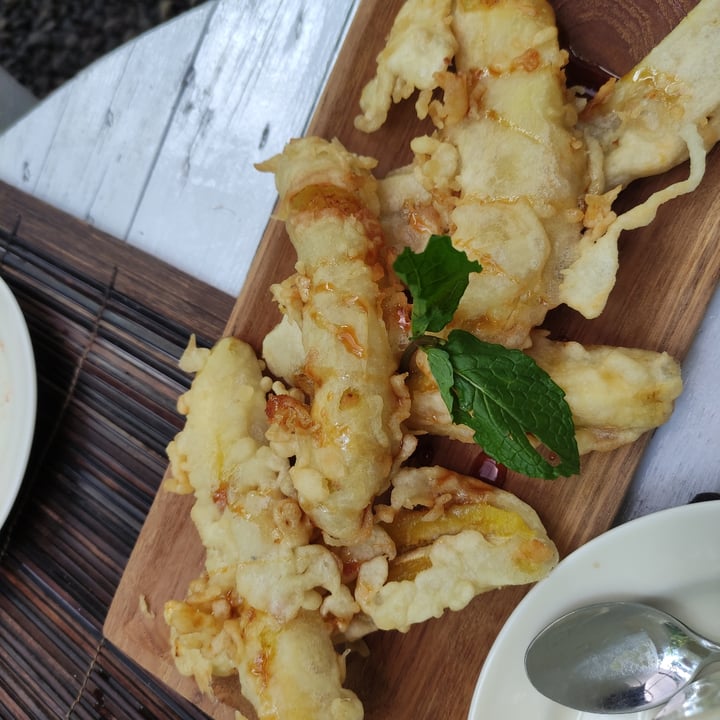 photo of Tasty Vegan Pisang goreng shared by @stefietokee on  30 Sep 2022 - review