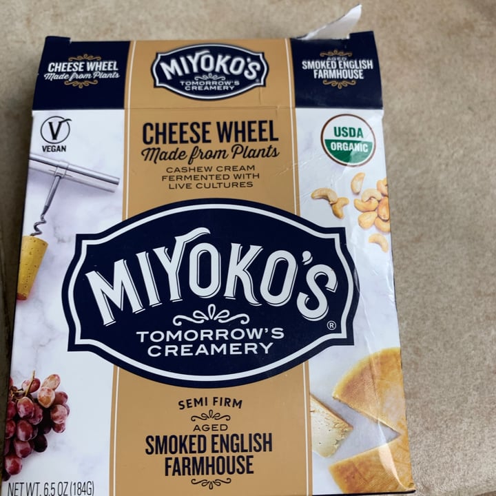 photo of Miyoko's Creamery Sharp English Farmhouse Cheese Wheel shared by @rdyaffe on  09 Oct 2020 - review