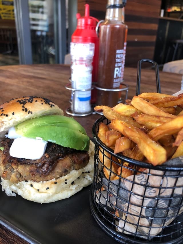 「The Stack Burger」の料理の写真