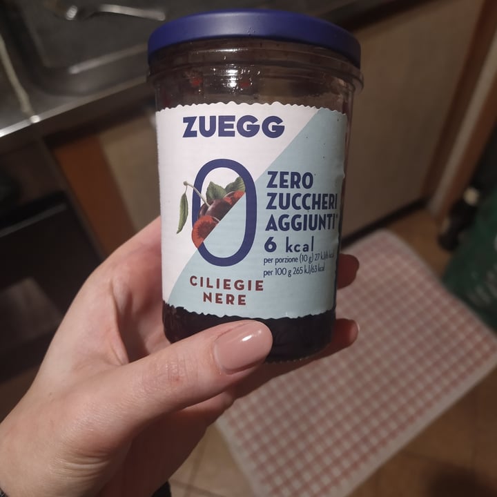 photo of Zuegg Confettura di ciliegie nere shared by @saramazzetti on  04 Dec 2020 - review