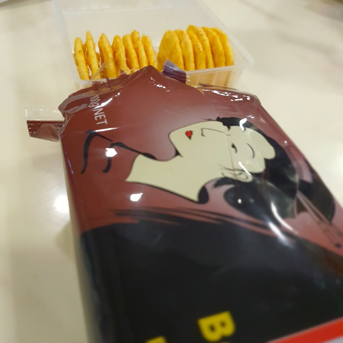 Barbeque rice crackers from Fantastic - Vegan Product Reviews & Ratings ...