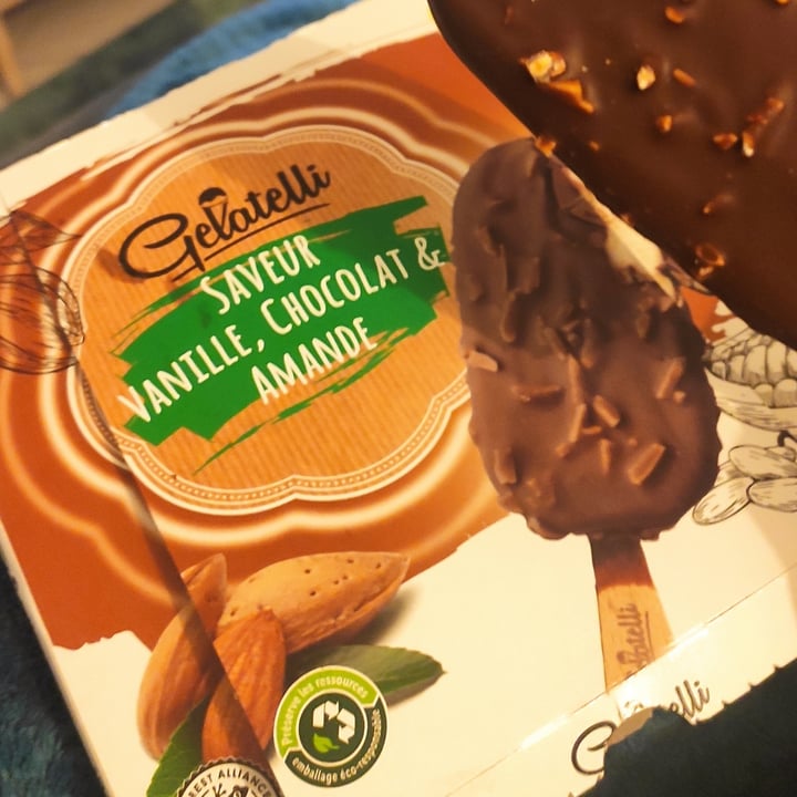 review photo of Gelatelli Veganes Eis mit Vanillegeschmack und Zartbitterschokolade shared by @tatigs on 25 Aug 2021 - review
