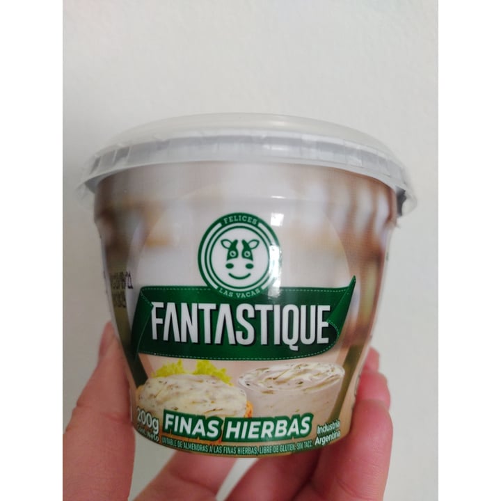 photo of Felices Las Vacas Queso Untable Fantastique Finas Hierbas shared by @mailenn on  22 Jul 2021 - review