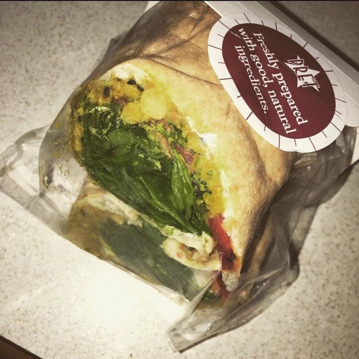 photo of Pret A Manger Chickpea flat bread shared by @cheapsoybean on  09 Dec 2020 - review
