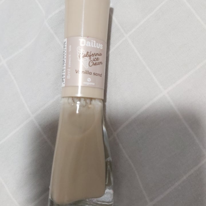 review photo of Dailus Esmalte shared by @sanas on 06 May 2022 - review