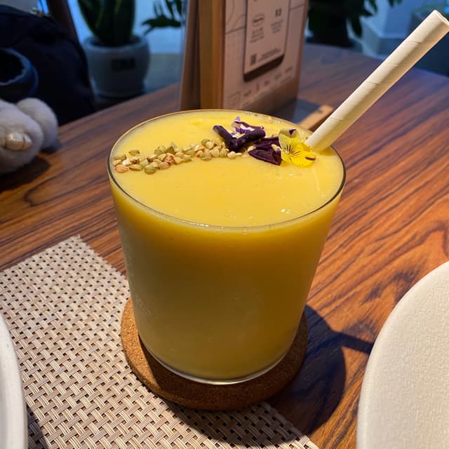 菜肴“Mango passion smoothie”的照片
