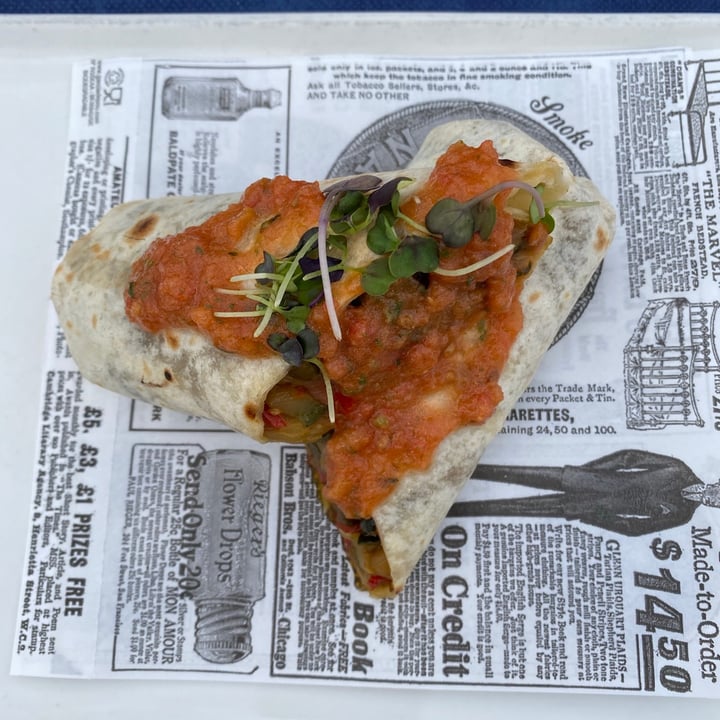 review photo of Tibu-Ron Beach Club Wrap de Verduras, Tomate, Lima Y Albahaca shared by @alecomellas on 08 Dec 2020 - review