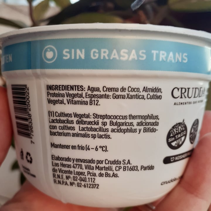 photo of Crudda Yogur a Base de Coco sabor Natural Sin Azúcar Agregada shared by @lalaveg on  31 Oct 2020 - review