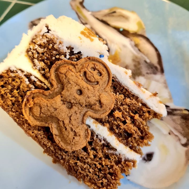 photo of Timeless Coffee Gingerbread Cake shared by @sofihuasteca on  27 Nov 2022 - review