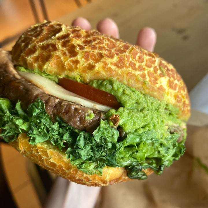 photo of Autogrill WOW burger shared by @quandleloup on  12 Jul 2021 - review