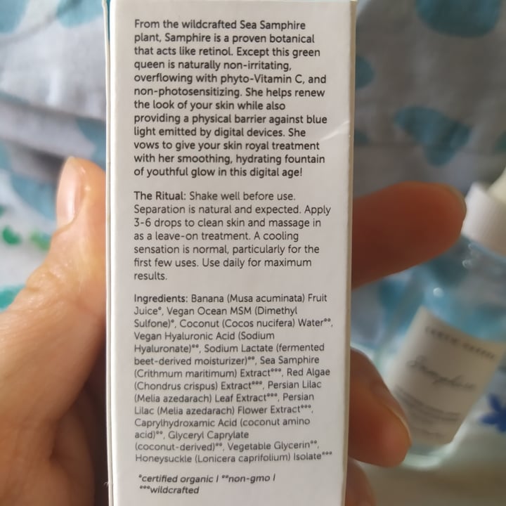 photo of Earth Harbor sea-retinol digital serum shared by @sandrina91 on  12 Jun 2022 - review