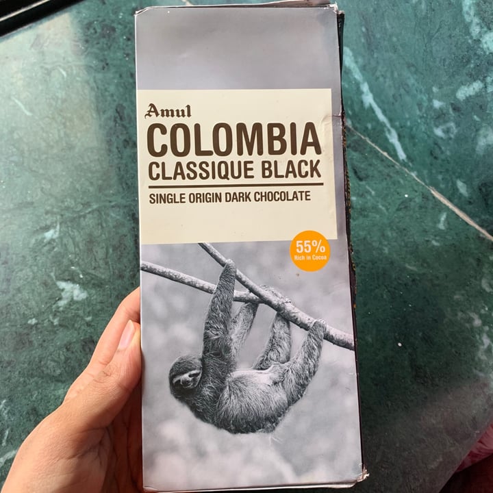 review photo of Amul Colombia Classique Black Chocolate shared by @mitsubishi13 on 21 Jun 2020 - review
