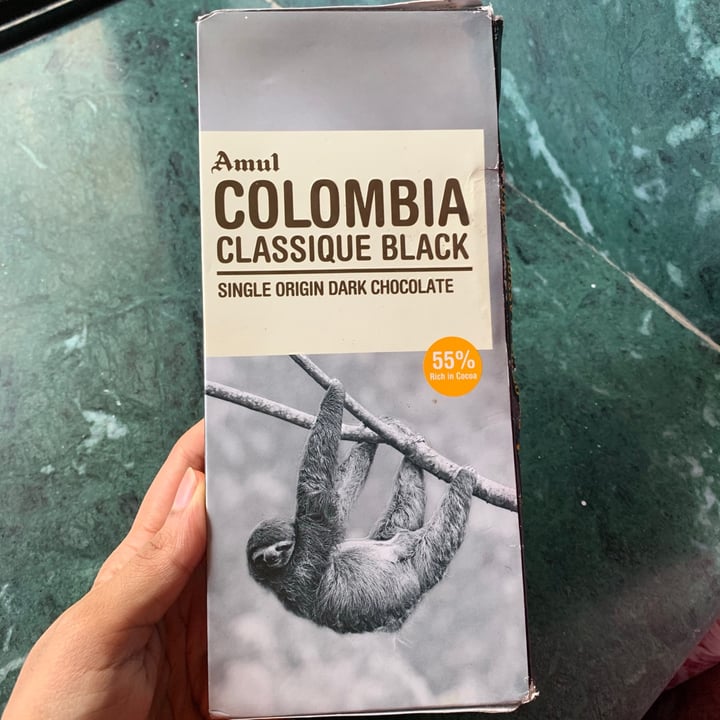 photo of Amul Colombia Classique Black Chocolate shared by @mitsubishi13 on  21 Jun 2020 - review