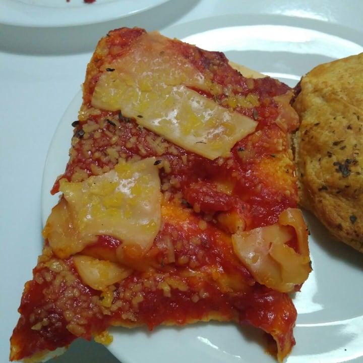 photo of Vegan bombon sin gluten Pizza Jamón shared by @gottakill on  21 Nov 2019 - review