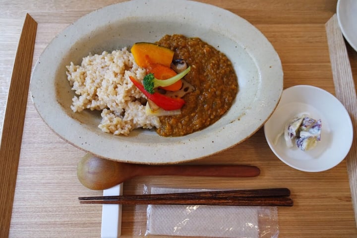 photo of Brown Rice by Neals'yard Remedies Curry rice shared by @gracetjq on  13 Nov 2018 - review