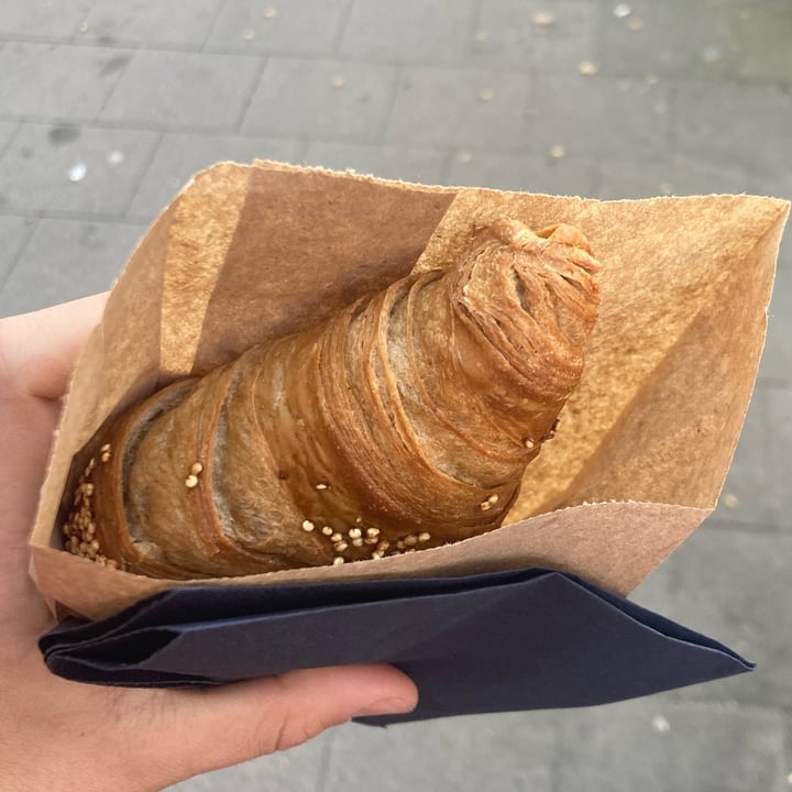 photo of Codos Dinkel Croissant shared by @pollyberlin on  06 May 2022 - review