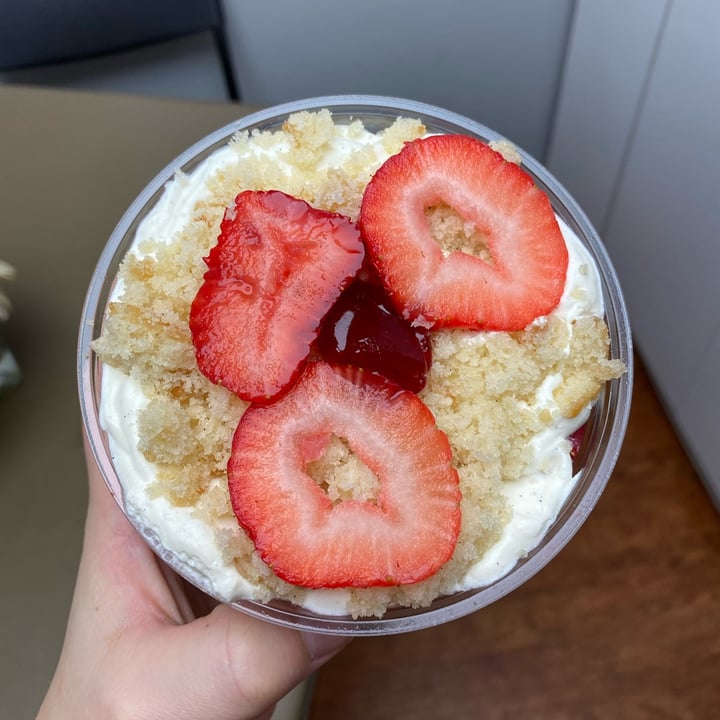 photo of Innocent Yesterday Strawberry Shortcake shared by @pherz on  04 Mar 2022 - review