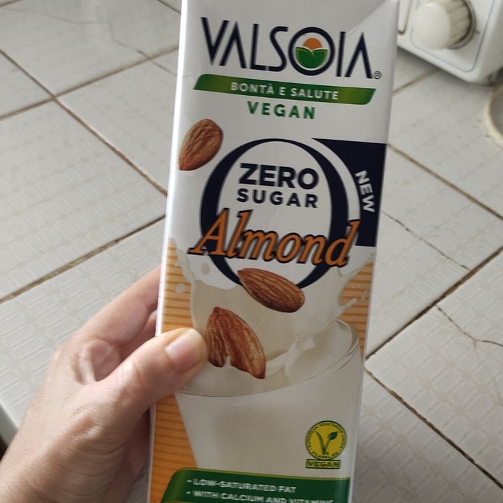 photo of Valsoia Latte di mandorla senza zuccheri shared by @flaviawhites on  23 Nov 2022 - review