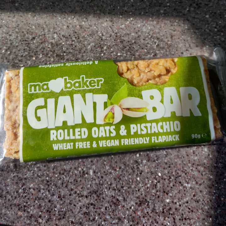 photo of Ma baker Giant Bar Rolled Oats And Pistachio shared by @prathyushacfa18 on  24 Jul 2021 - review