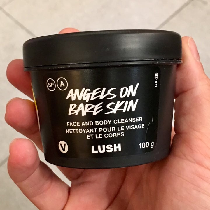 photo of LUSH Fresh Handmade Cosmetics Angels on Bare Skin shared by @selene00 on  08 Aug 2019 - review