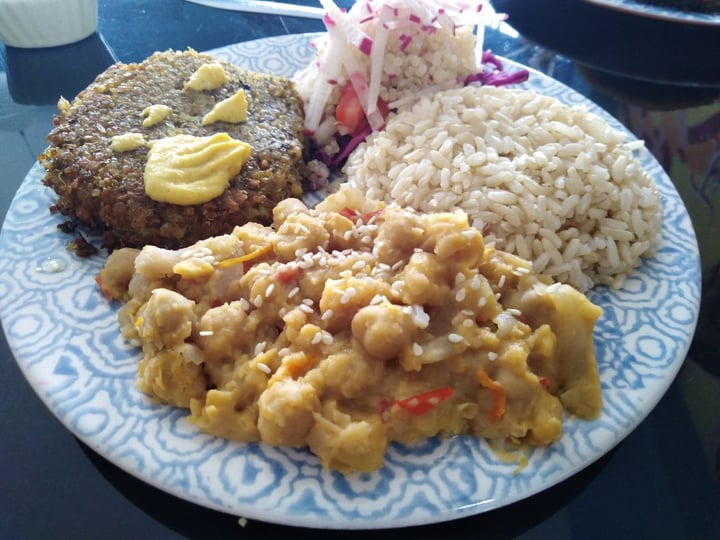 review photo of Familia Groen Hamburguesa de Lenteja y Quinua shared by @eduardovegan on 08 Feb 2020 - review