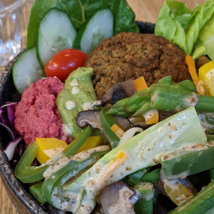 photo of QI Philosophy Cafe Qi Buddha Bowl shared by @voxelbee on  21 Jul 2021 - review