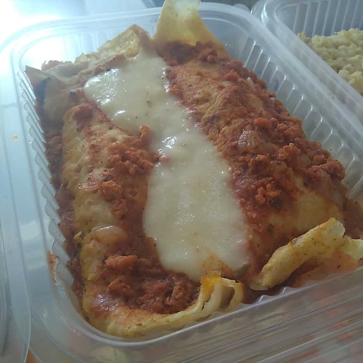 photo of Curry Green Market & Coffee Canelones De Jamón Y Queso Vegetal Con Boloñesa shared by @mamaferveg on  21 Oct 2020 - review