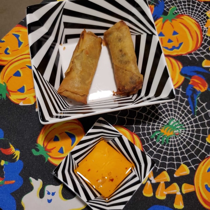 review photo of Good & Gather Vegetable Spring Rolls shared by @lucyfoxx on 22 Oct 2022 - review