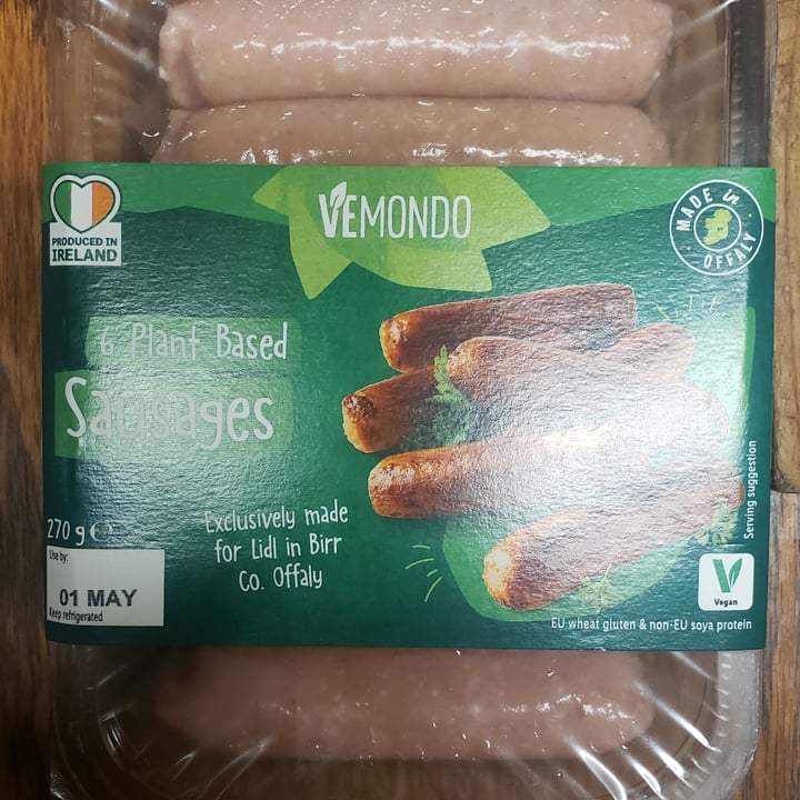 photo of Vemondo Plant Based Sausages shared by @cleber on  29 Apr 2022 - review