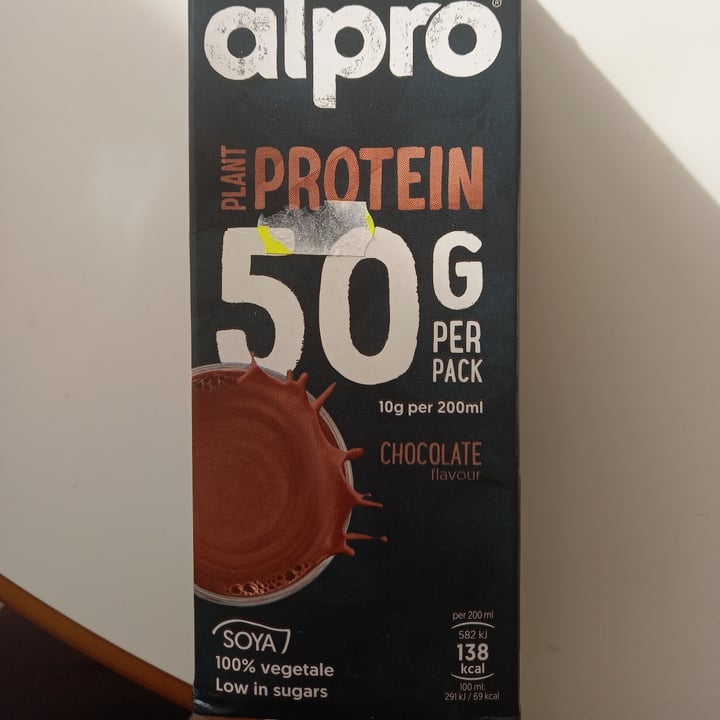 photo of Alpro Plant Protein 50g Chocolate shared by @simoveggy on  13 Apr 2022 - review