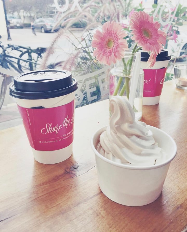 photo of Kelly's Bake Shoppe Soft Serve shared by @peytonalix on  02 Aug 2019 - review