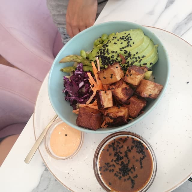 菜肴“Buddha bowl”的照片