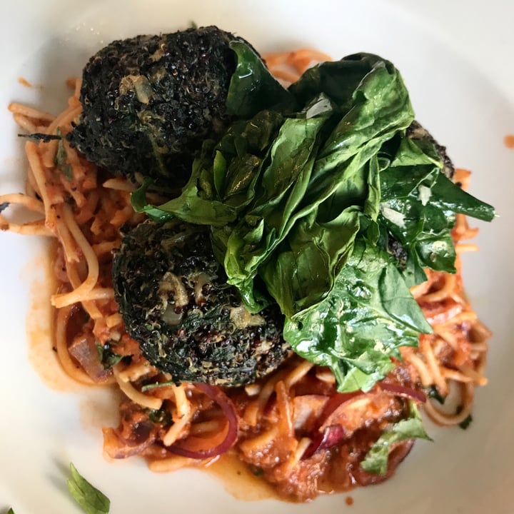 photo of 222 Veggie Vegan Spaghetti Polpette shared by @bereers on  31 Dec 2020 - review