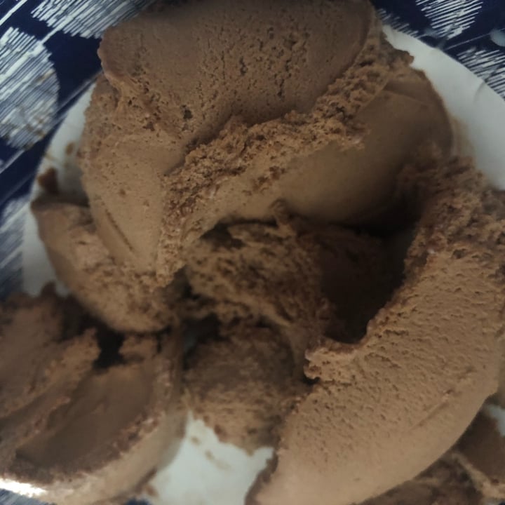 photo of Cado Avocado Ice Cream Deep Dark Chocolate Frozen Dessert shared by @raatz on  19 Aug 2022 - review