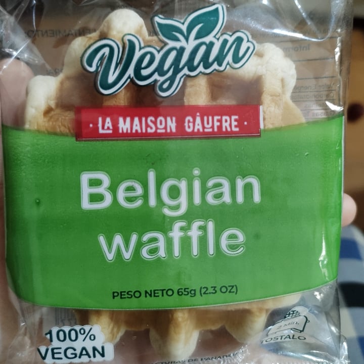 photo of La Maison Gáufre Belgian Waffle Vegan shared by @sofilemos on  04 Apr 2021 - review