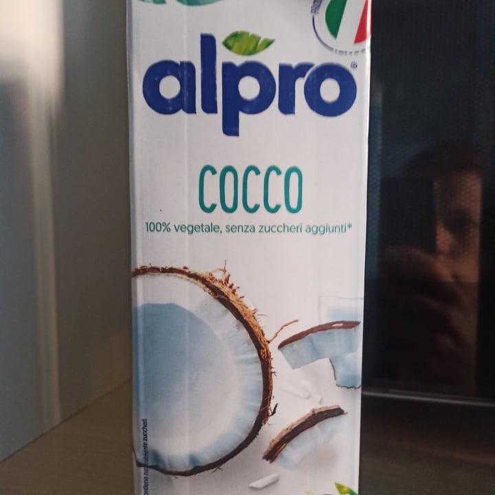photo of Alpro Bevanda Al Cocco Senza Zuccheri shared by @melicap90 on  15 Apr 2022 - review