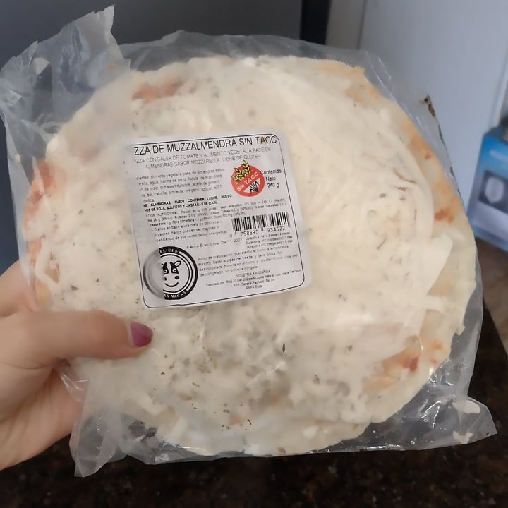 review photo of Felices Las Vacas Pizza sin TACC shared by @celevegan on 30 Dec 2021 - review