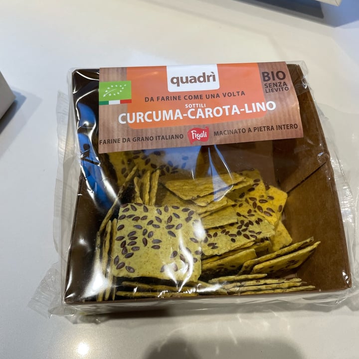 review photo of Figulì Quadri Curcuma, carota semi di lino shared by @valsonia on 17 Jun 2022 - review