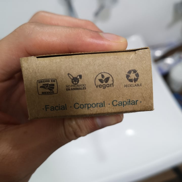 review photo of Uiixol Jabón Vegetal Menta shared by @bthealien on 07 Jul 2021 - review