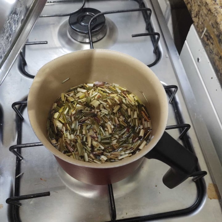 review photo of cha e cia Capim limão shared by @bdpsanto on 14 Jun 2022 - review