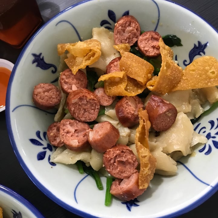photo of 729 Vegan Sausage Kolo Meehoon Kueh shared by @mehmehrene on  04 Dec 2021 - review